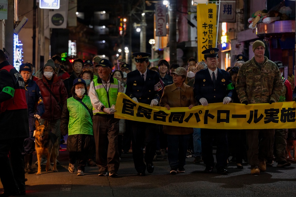 Yokota joins Fussa for Year-end joint patrol