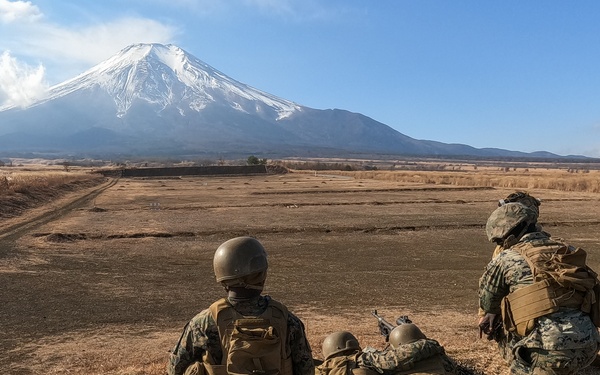 ARTP 25.3 | U.S. Marines Conduct M240B Machine Gun Training on Camp Fuji