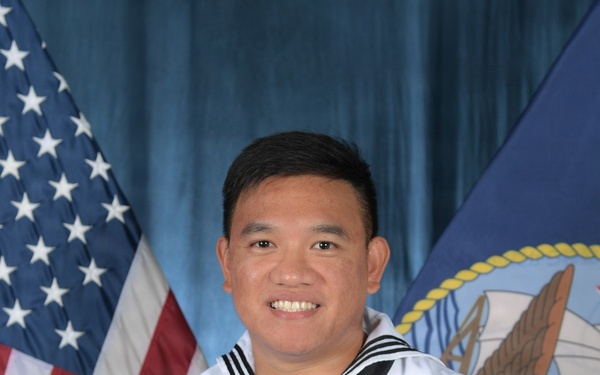USS Pioneer (MCM 9) Senior Sailor of the Quarter, 3rd Quarter, Interior Communications Electrician Delapena.
