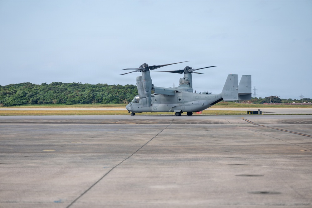1st MAW assistant wing commander copilots MV-22B Osprey