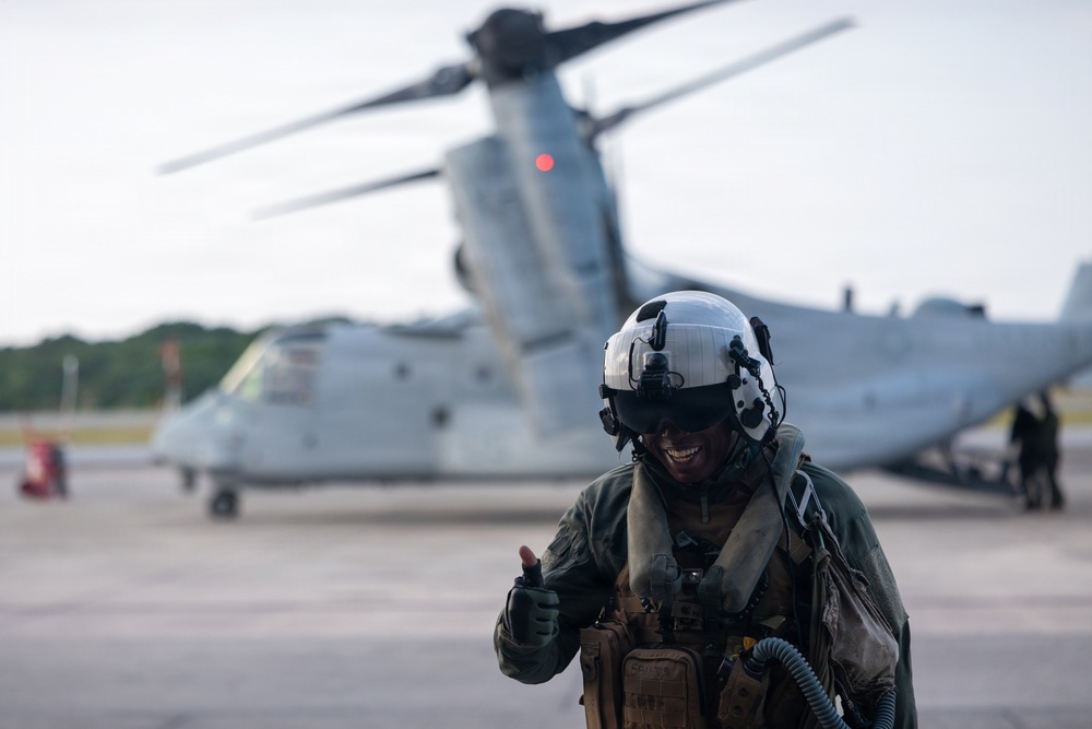 1st MAW assistant wing commander copilots MV-22B Osprey
