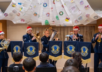 Mizuho Toy Drive: 374 MXG Airmen spread holiday cheer