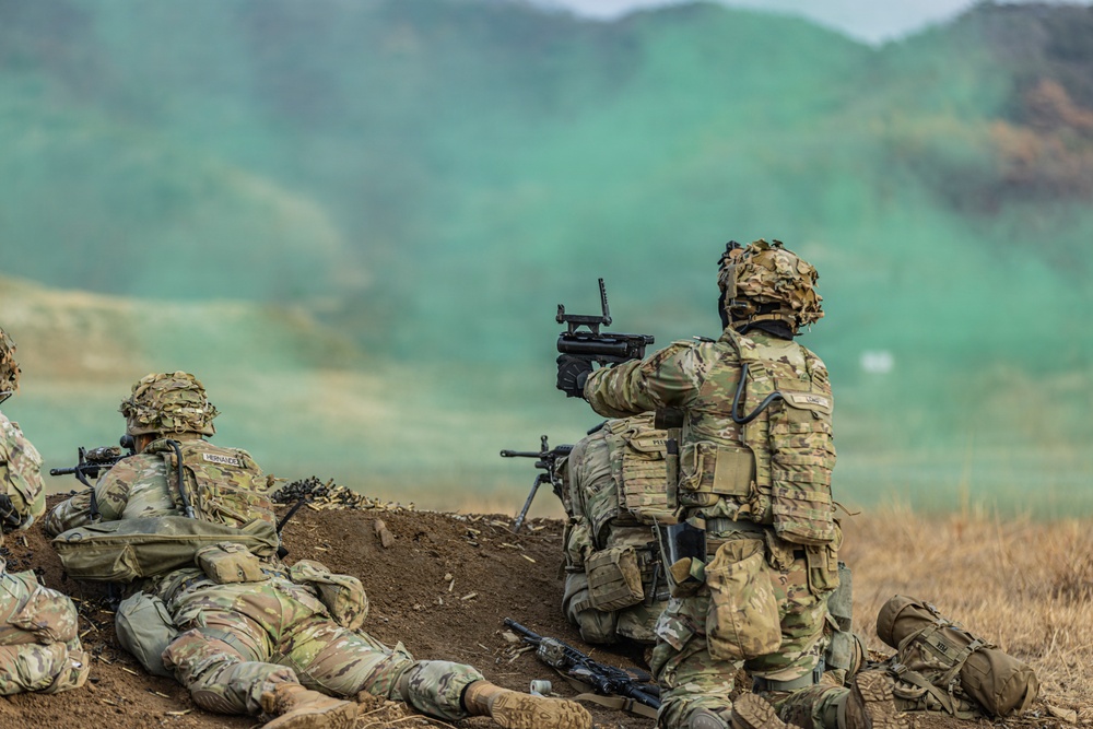 Soldiers from Charlie Company, 2nd Battalion, 23rd Infantry Execute Combined Arms Live-Fire Exercise.