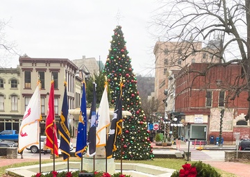 Kentucky honors Veterans with wreath laying ceremony