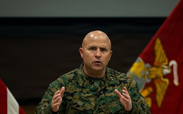 2nd Marine Division Recognizes Marines and Sailors