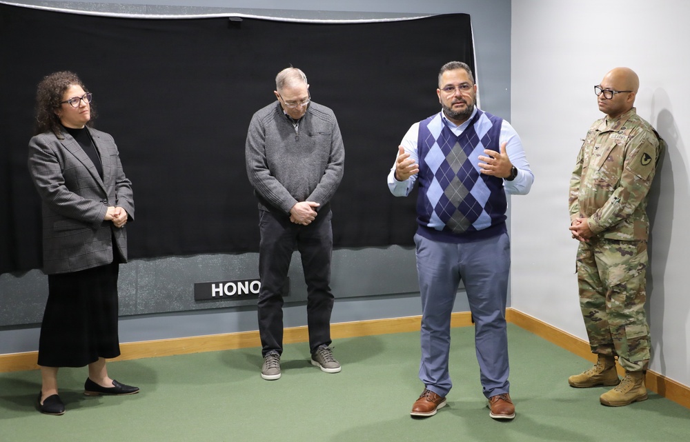 CECOM ILSC honors its workforce veterans