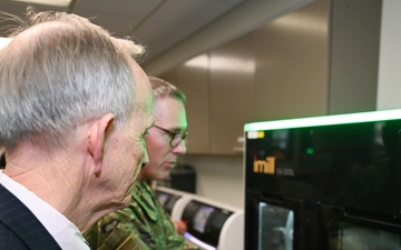 Central Dental Laboratory highlights mission capabilities during DHA tour