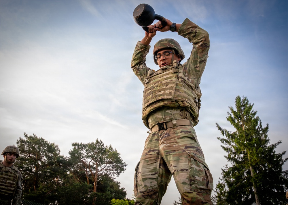 Soldiers Compete in Best Squad Competition