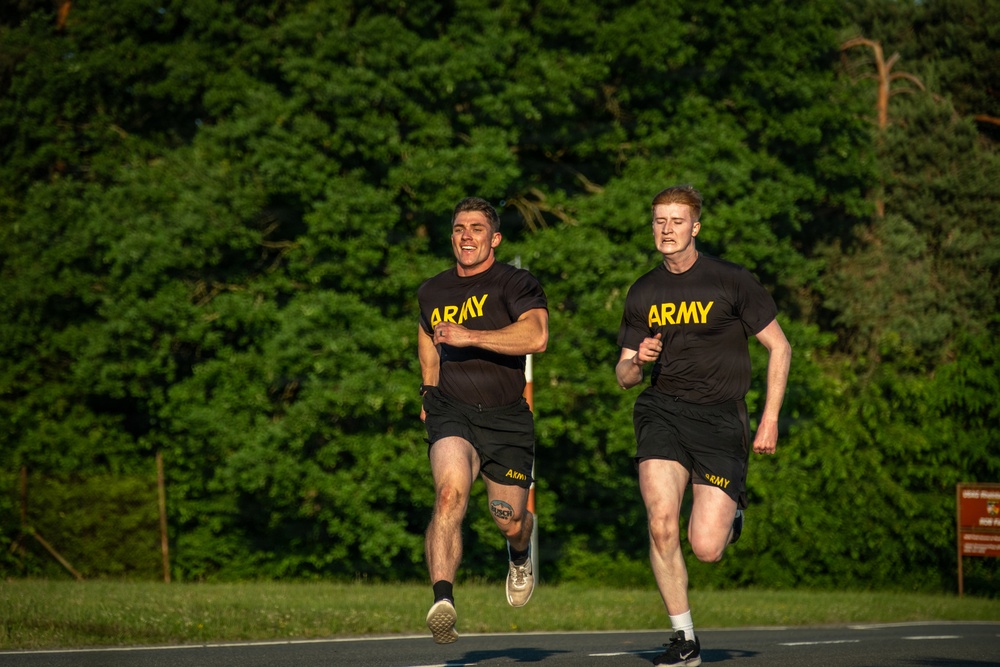 Soldiers Compete in Best Squad Competition