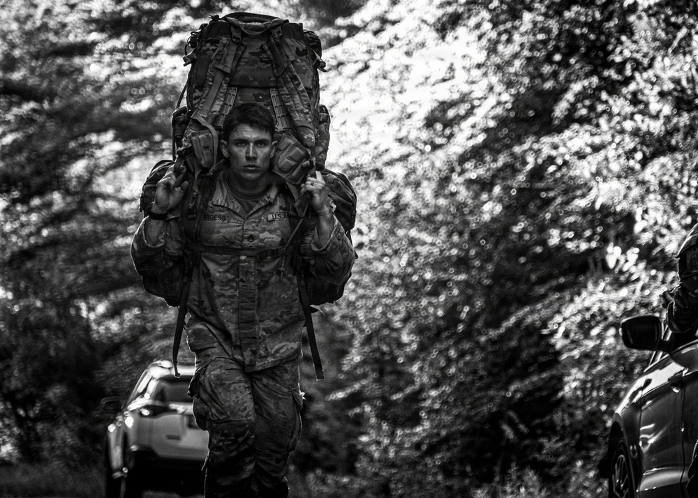 Soldiers Compete in Best Squad Competition