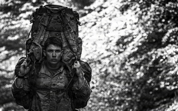 Soldiers Compete in Best Squad Competition