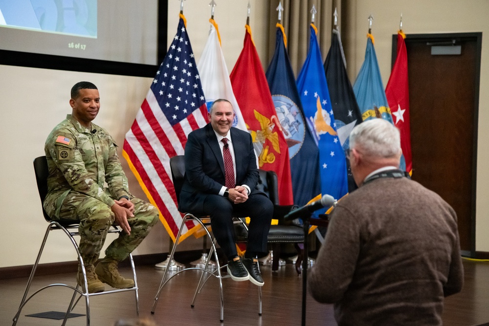 ‘One team, one mission’: DLA Distribution commanding general charts course for modernization, readiness during town hall