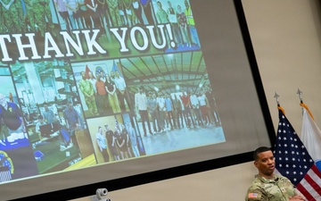 ‘One team, one mission’: DLA Distribution commanding general charts course for modernization, readiness during town hall