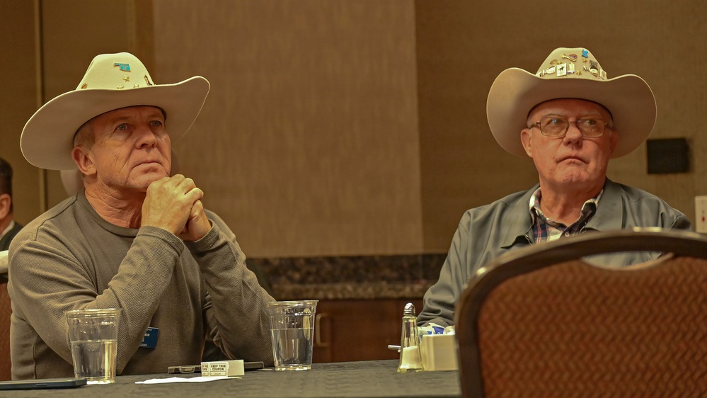 Colonel Paul Lashley Speaks at American Business Clubs Meeting in Lawton, Ok