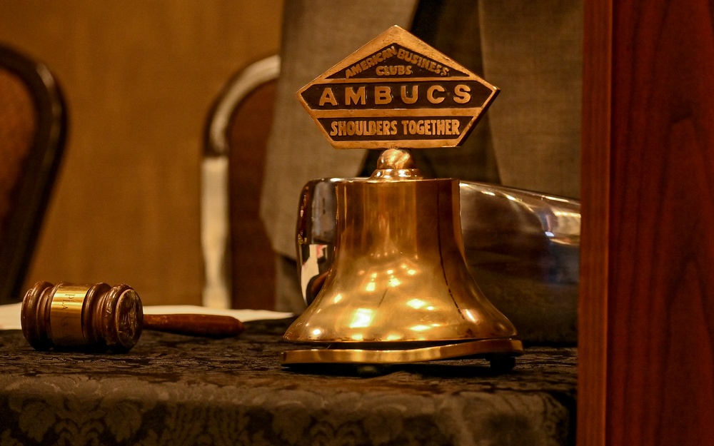 Colonel Paul Lashley Speaks at American Business Clubs Meeting in Lawton, Ok