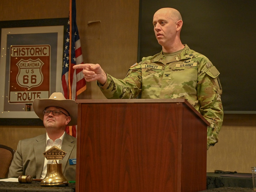 Colonel Paul Lashley Speaks at American Business Clubs Meeting in Lawton, Ok