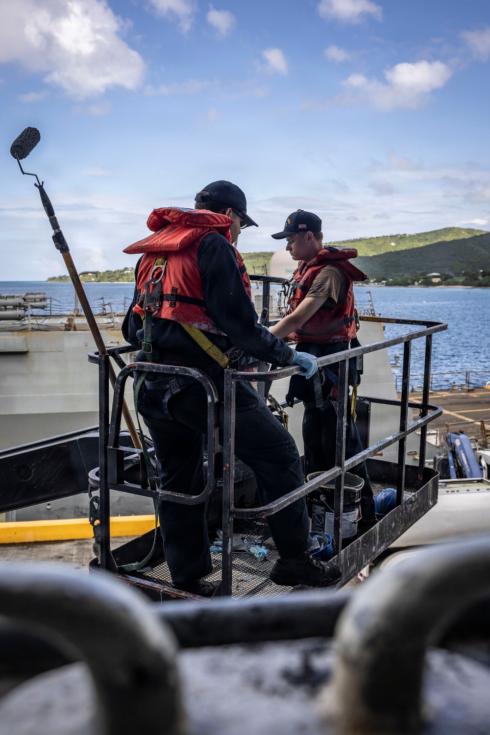 USS Iwo Jima Sailors Painting The Hull