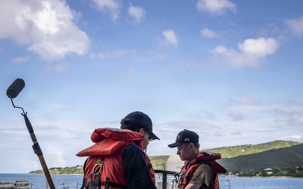 USS Iwo Jima Sailors Painting The Hull