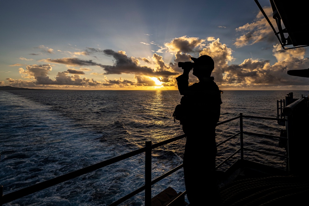 USS Iwo Jima Departs St. Croix, U.S. Virgin Islands