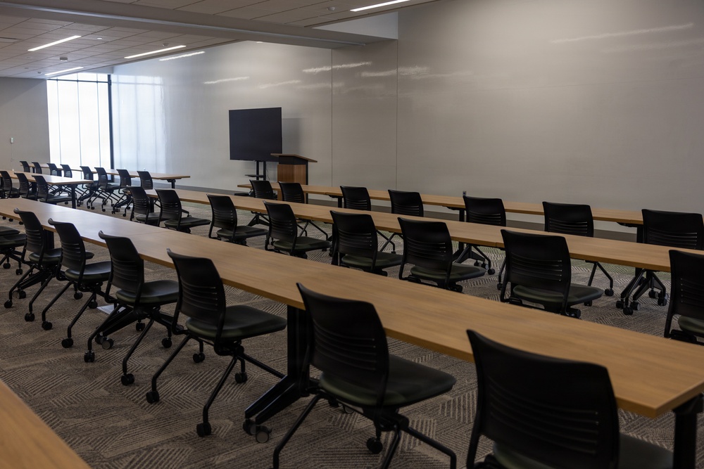 New Ulm Armory opens