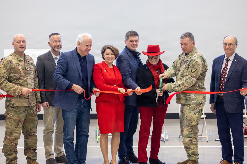 New Ulm Armory opens