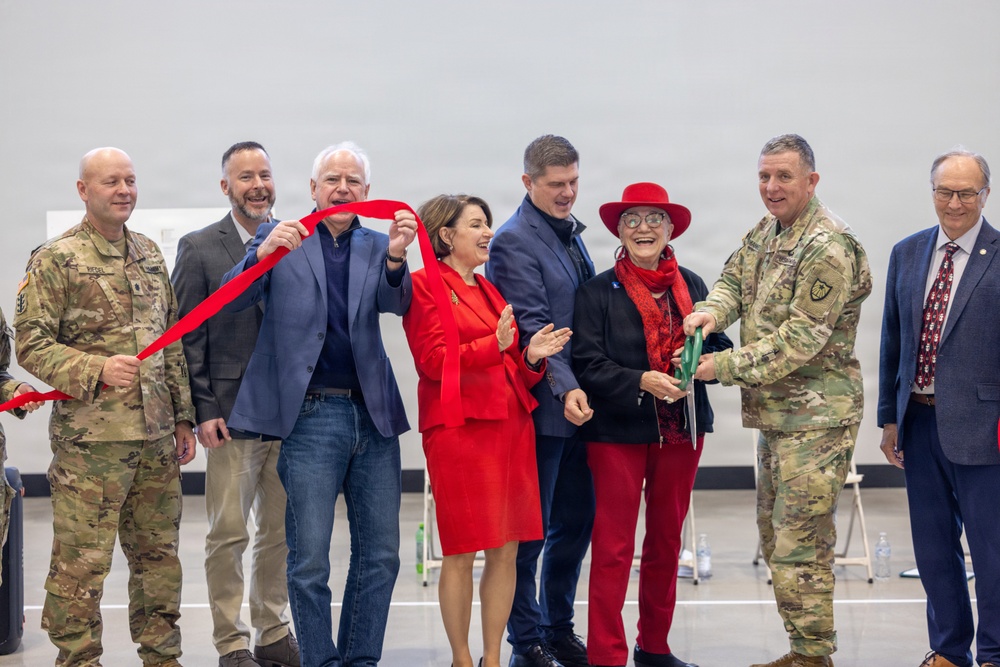 New Ulm Armory opens