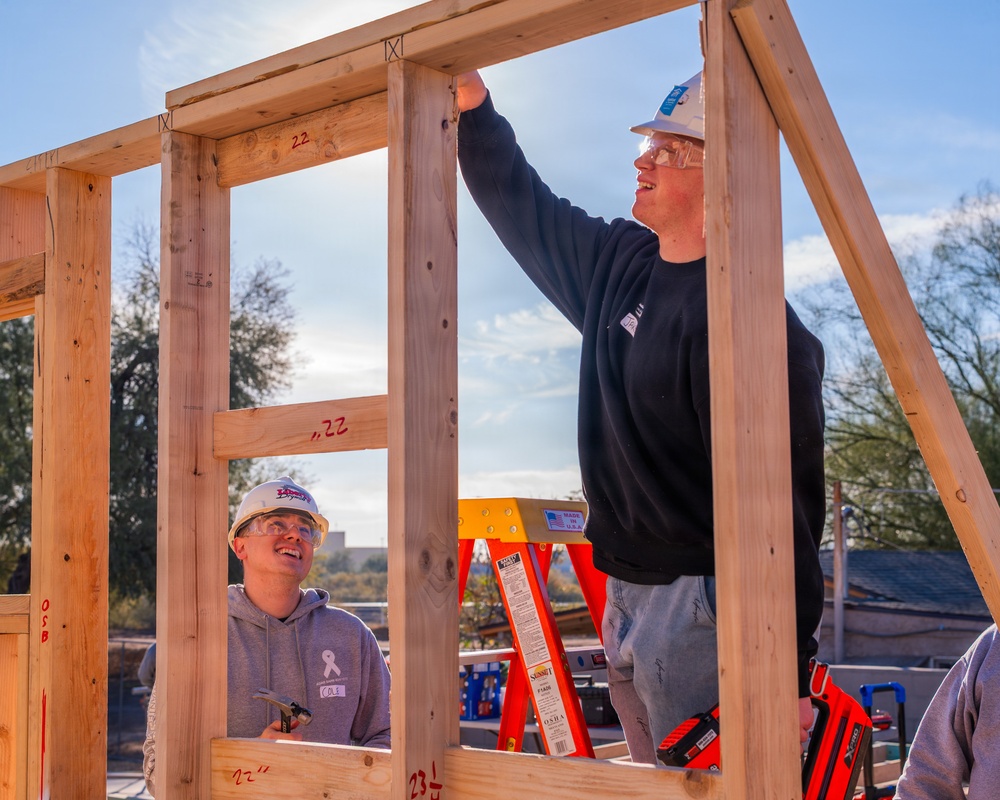Luke Airmen Build Homes