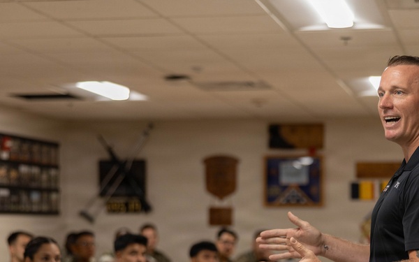 Dakota Meyer visits MCAS Beaufort