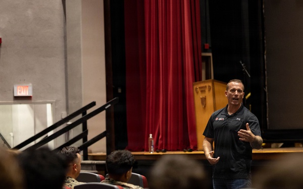 Dakota Meyer visits MCAS Beaufort