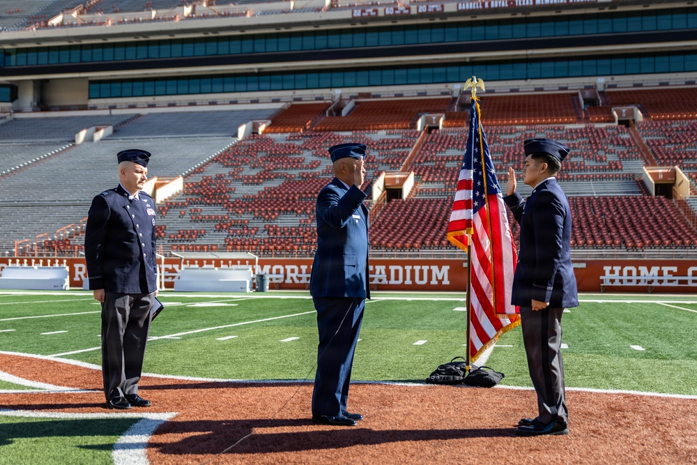 2nd Lt Kimo Martinez commissions to Space Force