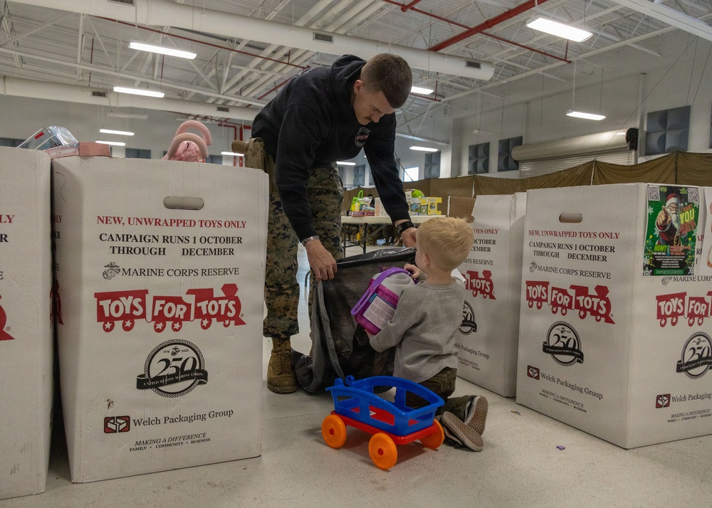 Toys for Tots at Austin
