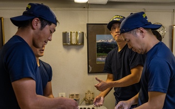 JS Chokai Mochi Pounding Event