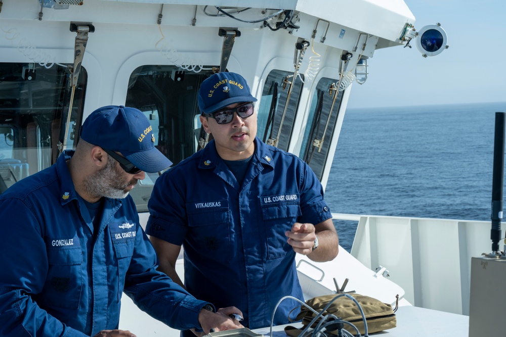 Coast Guard members conduct UAS training aboard cutter