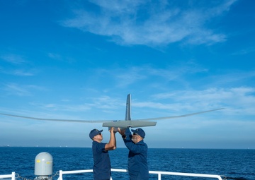 Coast Guard members conduct UAS training aboard cutter