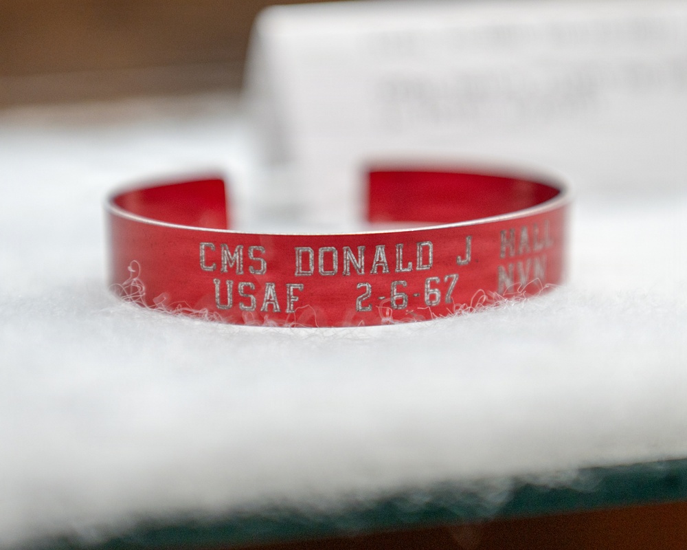 A Hero’s Tribute: Tinker AFB Honors a Legacy Forged in Vietnam