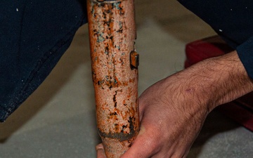 Ronald Reagan Sailors Conduct Maintenance