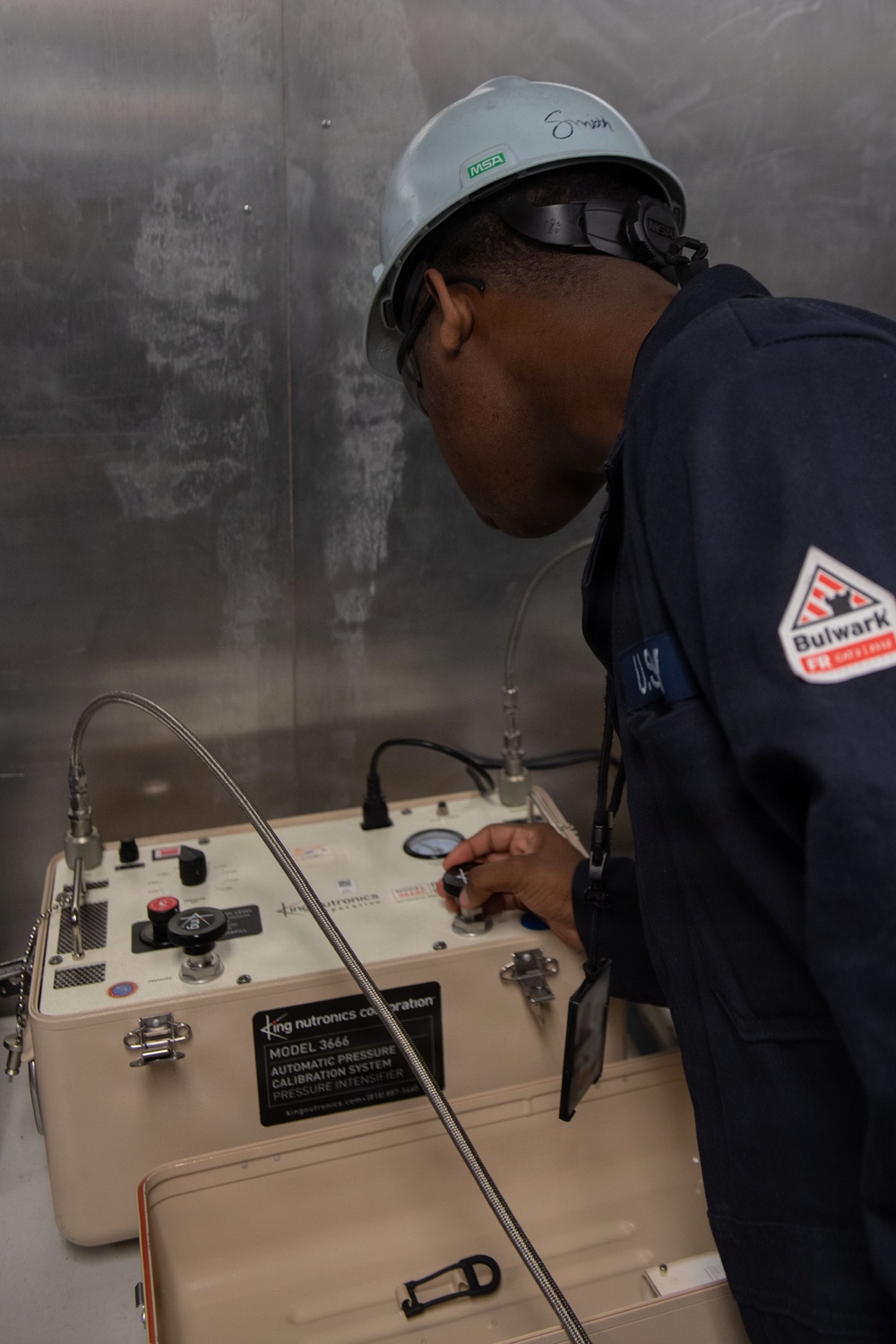 Ronald Reagan Sailors Perform Maintenance