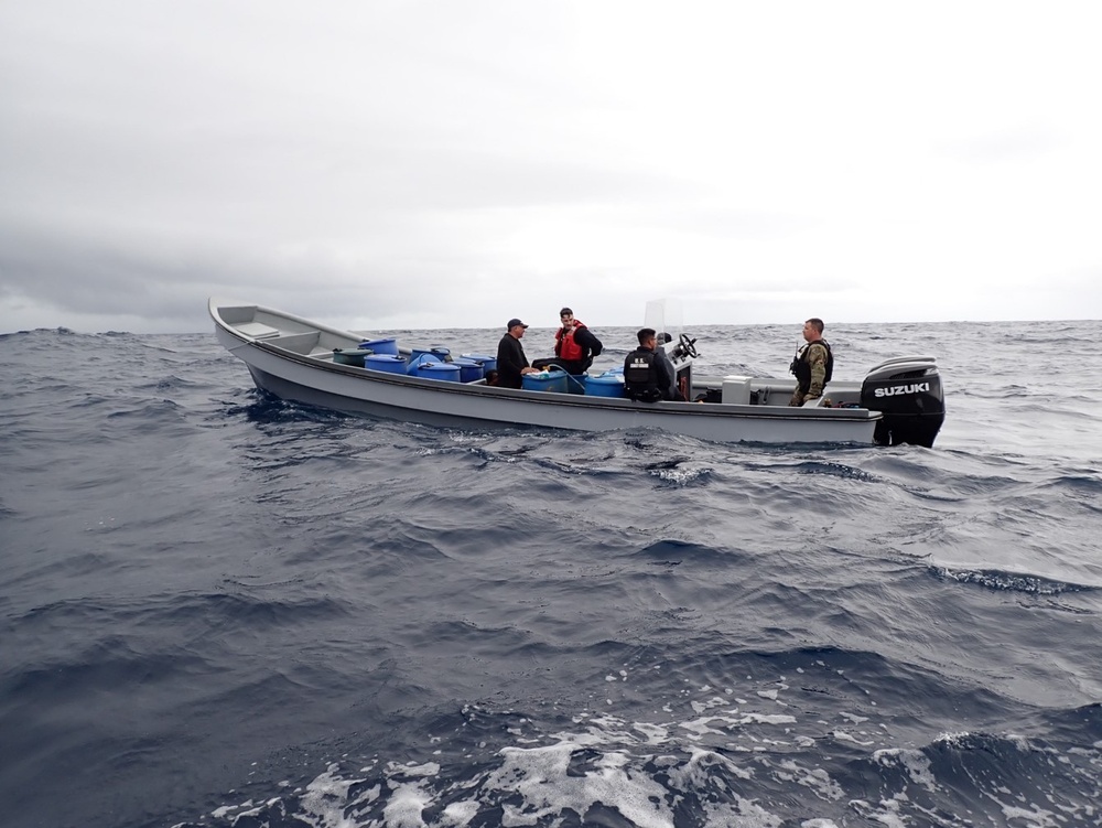 USCGC Active conducts counternarcotic operations in the Eastern Pacific Ocean 