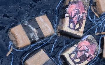 USCGC Active conducts counternarcotic operations in the Eastern Pacific Ocean