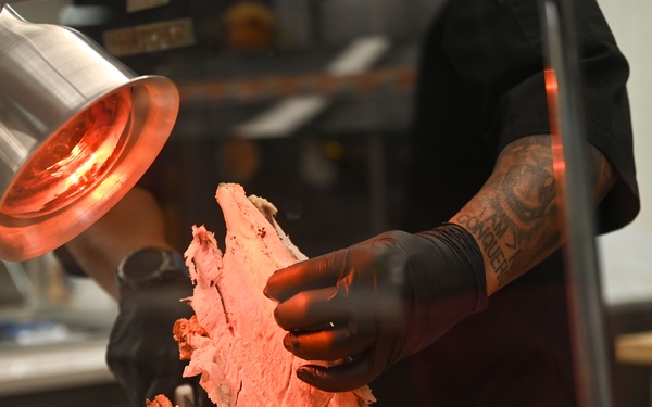 Davis-Monthan senior leaders serve Thanksgiving meal to service members, veterans, and their families