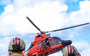 Coast Guard Cutter Midgett conducts helicopter operations