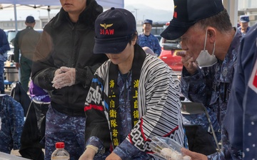 Fleet Air Wing 31 hosts a traditional Mochitsuki event