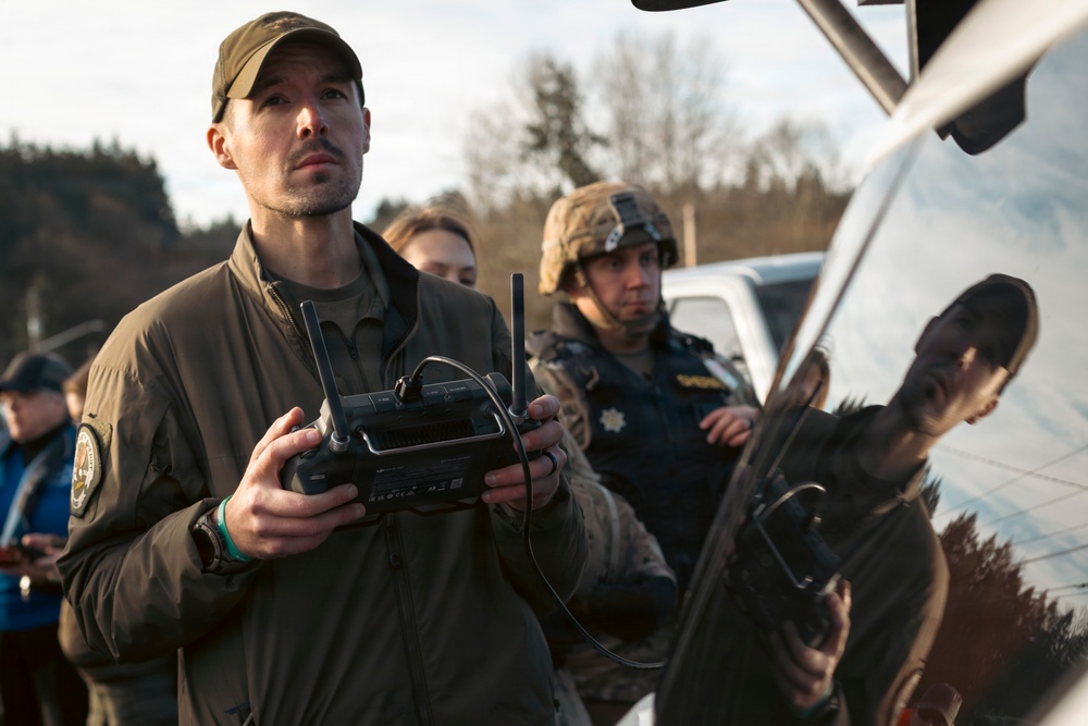 Washington National Guard supports King County flood rescue teams