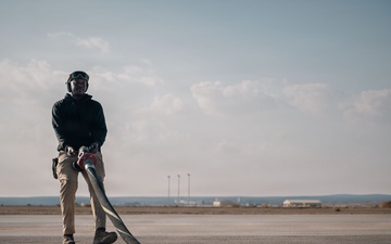 332 ELRS conducts first hot-pit refuel with R-20 expeditionary refueling system