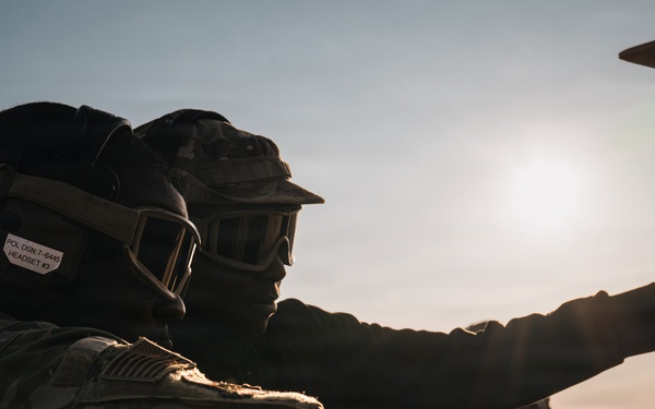 332 ELRS conducts first hot-pit refuel with R-20 expeditionary refueling system