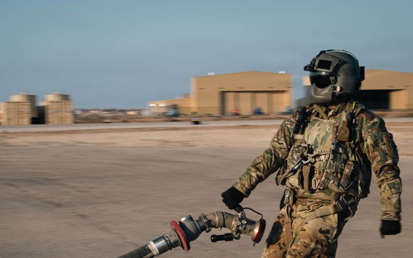 332 ELRS conducts first hot-pit refuel with R-20 expeditionary refueling system