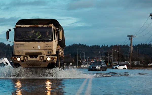 Washington National Guard supports King County flood rescue teams