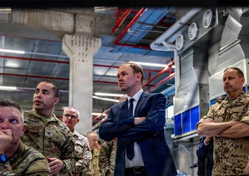 German State Secretary Visits the Civil-Military Coordination Center