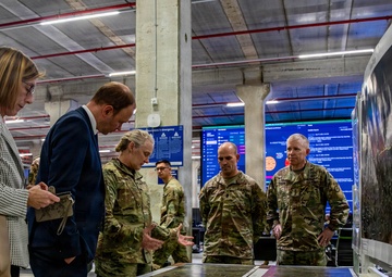 German State Secretary Visits the Civil-Military Coordination Center