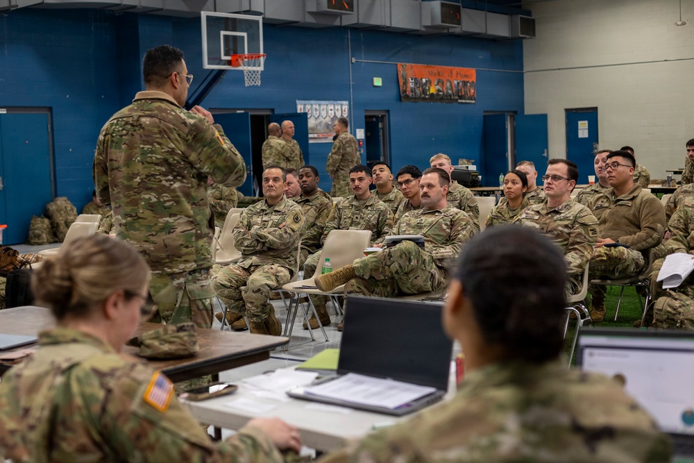 Governor activates 100 Washington National Guardsmen to support King County through holidays